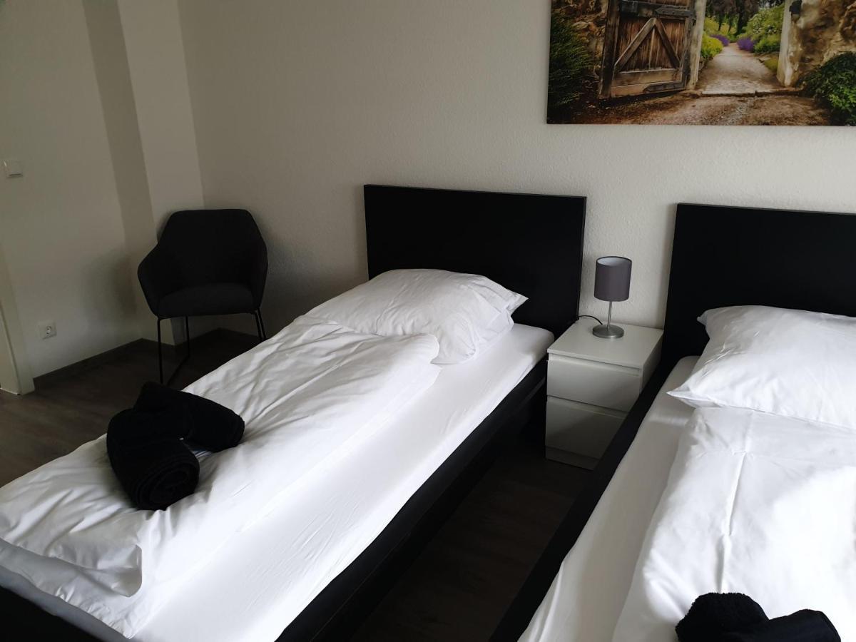 Flora Apartments 盖尔森基兴 客房 照片